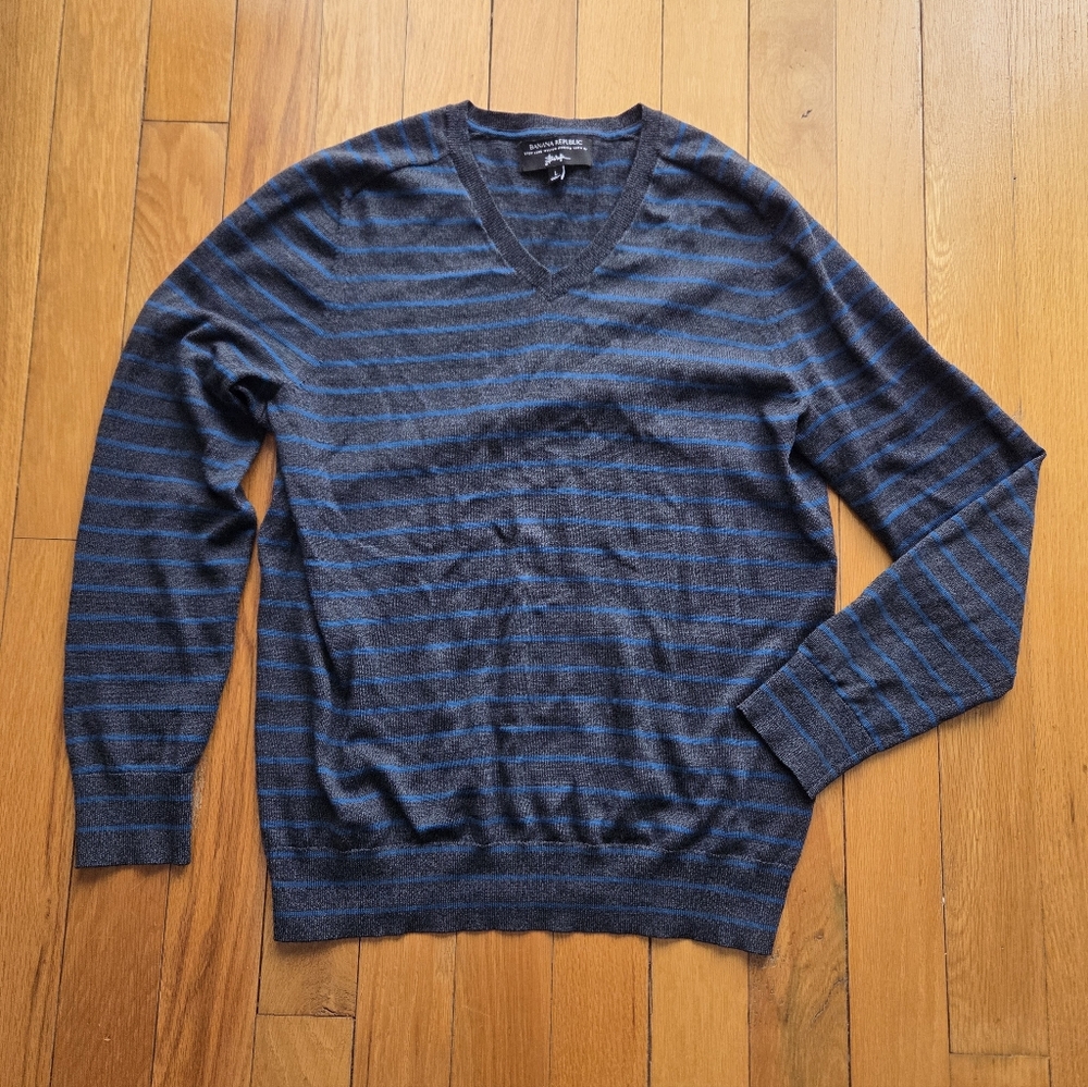 Banana Republic Italian Merino Wool Men's V-Neck Striped Sweater Large